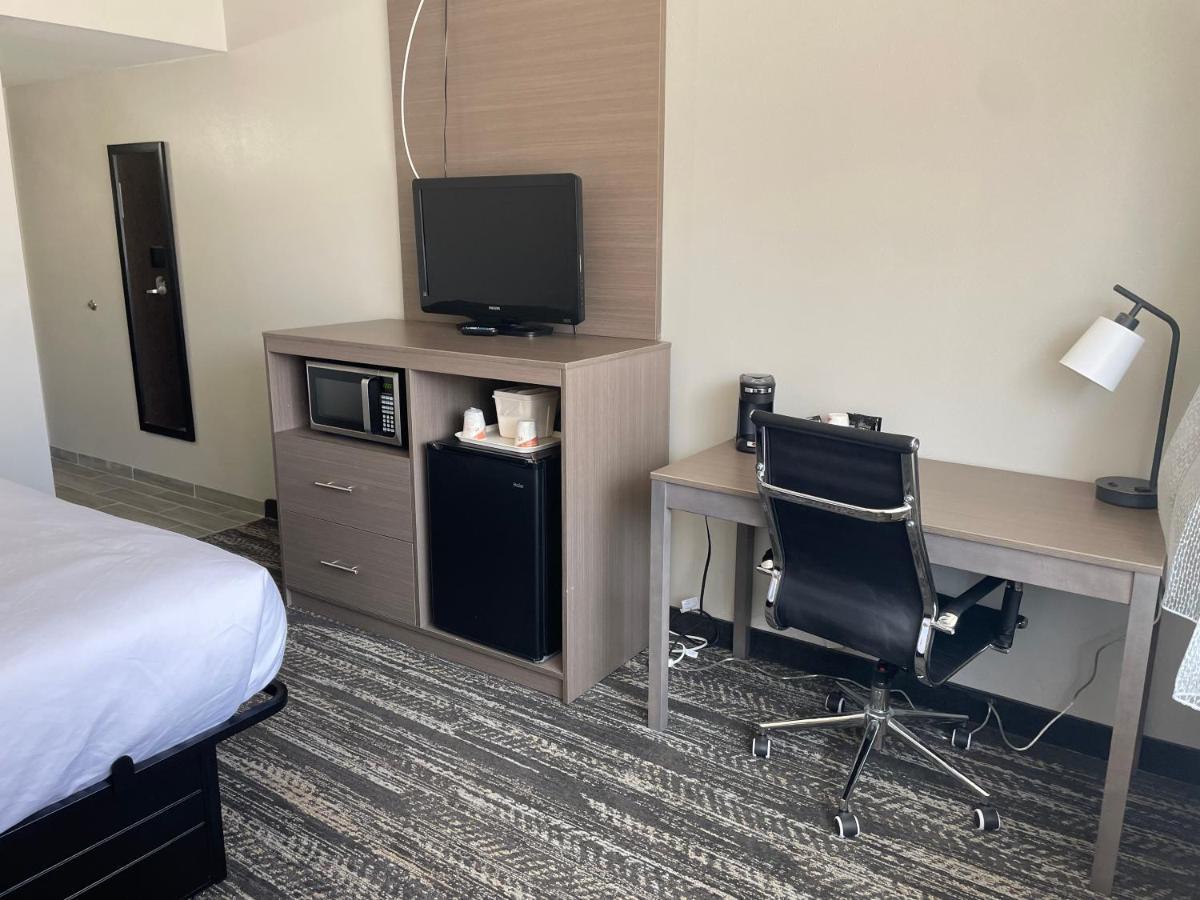 Hotel Econo 2*